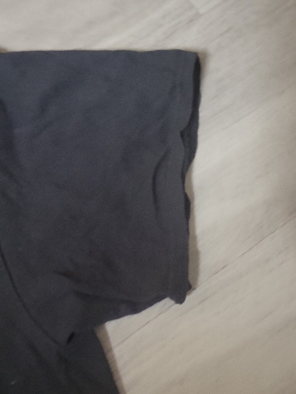 NIRVANA Black Short-Sleeve Tee with Yellow Logo - Picture 4 of 4